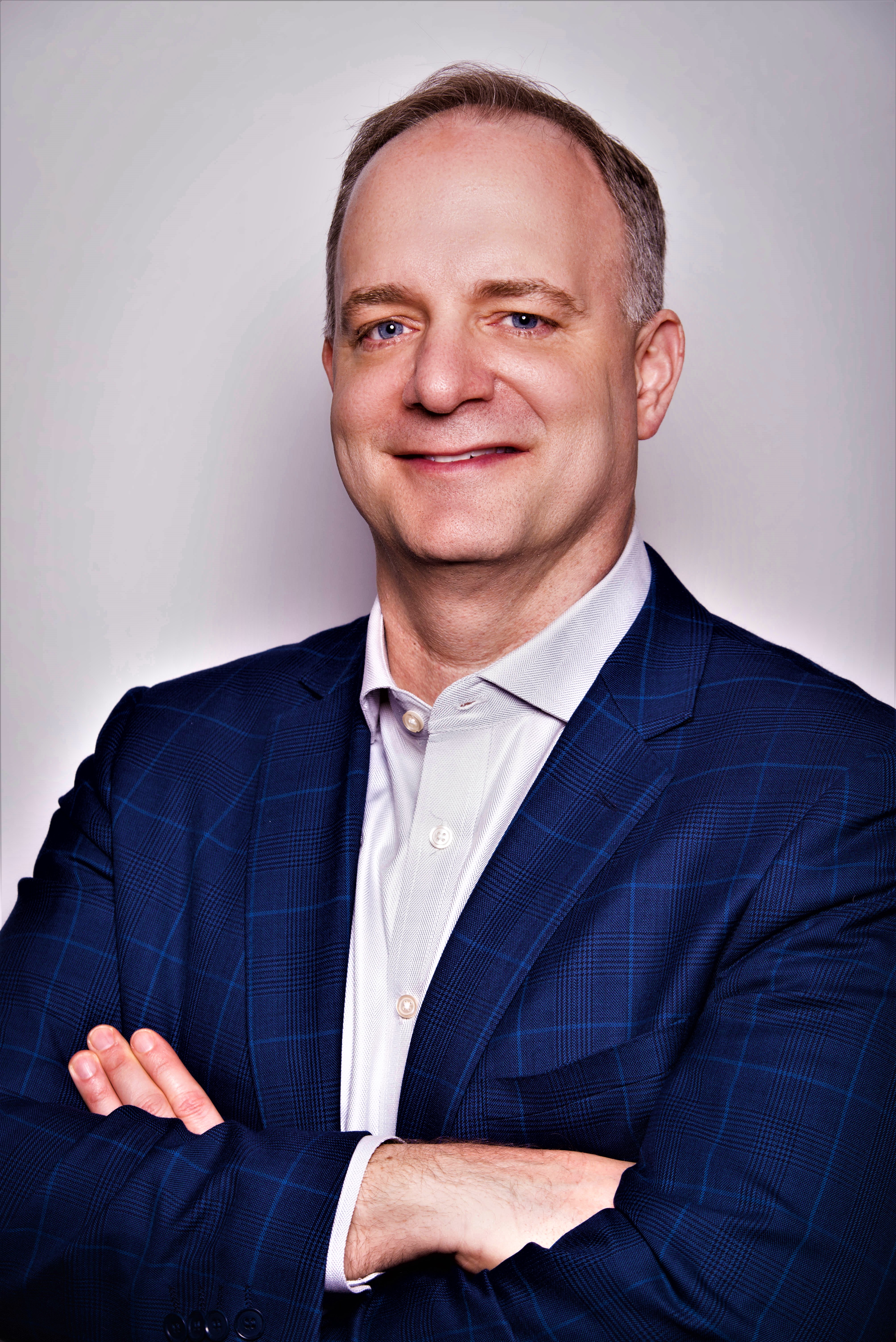 John Dillon - la Madeleine Bakery & Cafe | Restaurant Leadership