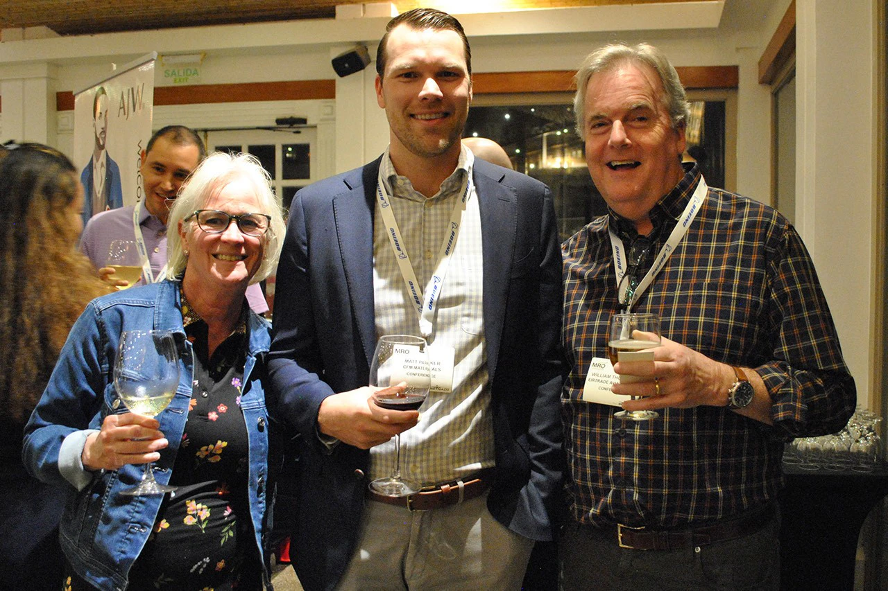 people having drinks