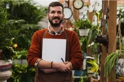 What Makes Greenhouse Farming a Future-Proof Investment?