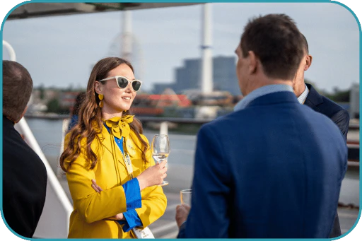 The Networking: Connect with 4,500+ Decision-Makers