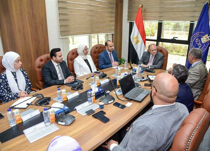 رئيس «الدواء المصرية»: مشاركة الهيئة في مؤتمرفارماكونيكس انفتاح على الأسواق الدولية