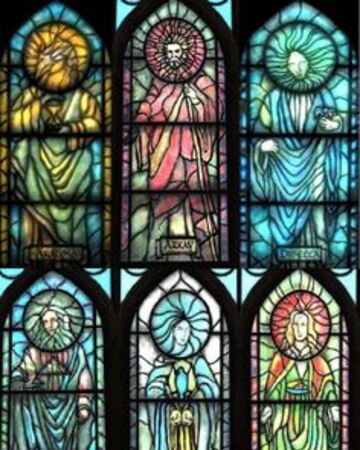 6 stain glass windows featuring various people in robes