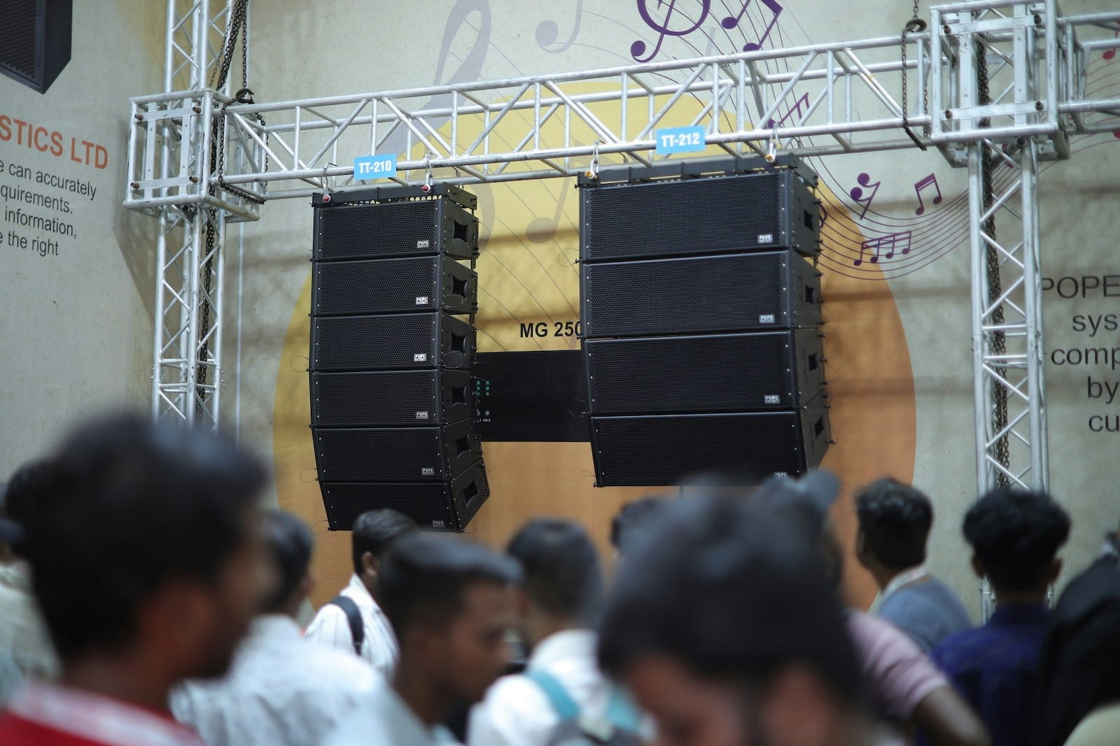 Large outdoor line array speakers showcased at PALM Expo attracting visitor attention
