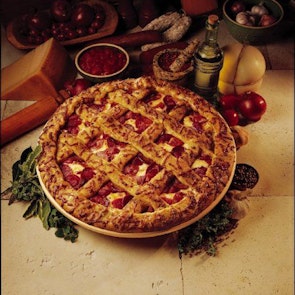 WINNER 2003: Round Table Pizza | Mama Zella Pizza Pie