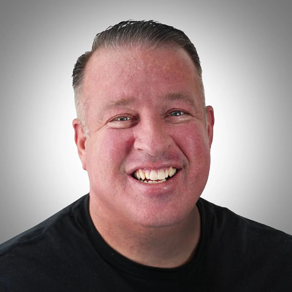 Derral Eves Headshot
