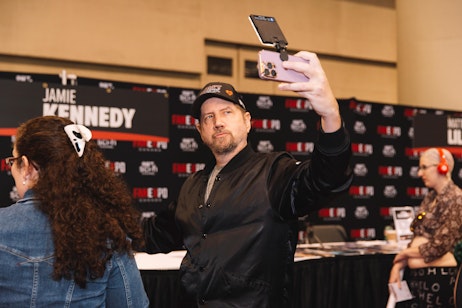 Jamie Kennedy takes a selfie