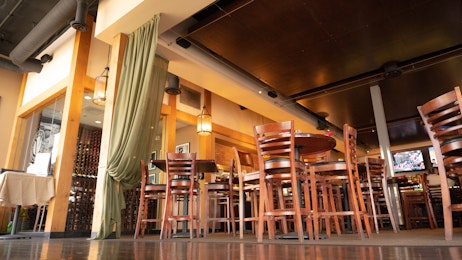 Tommy V's Urban Kitchen & Bar