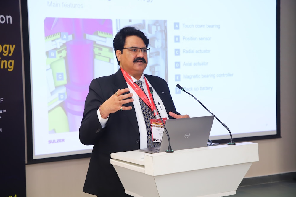 Technical keynote with slides on manufacturing innovations during the networking session.