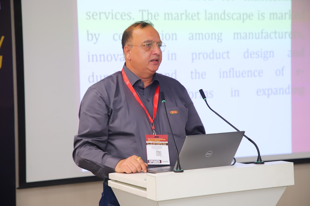 Speaker sharing trends for manufacturing and maintenance during the networking meet.