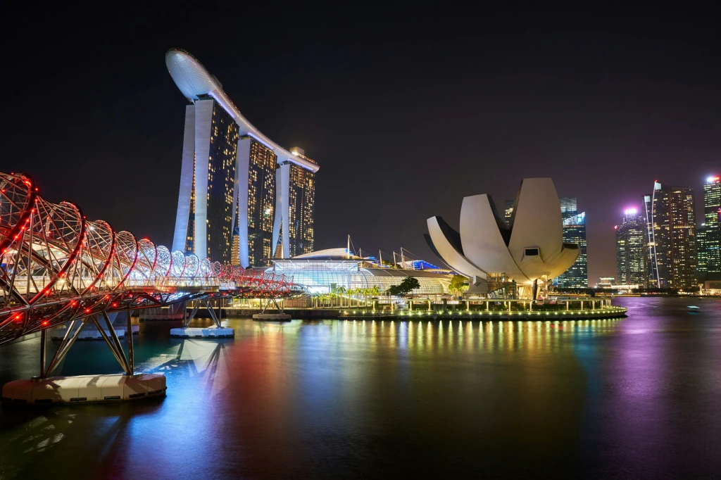 Explore Singapore!