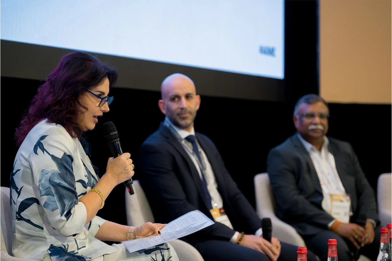 Speaker presentation stage