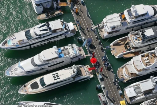 Miami International Boat Show